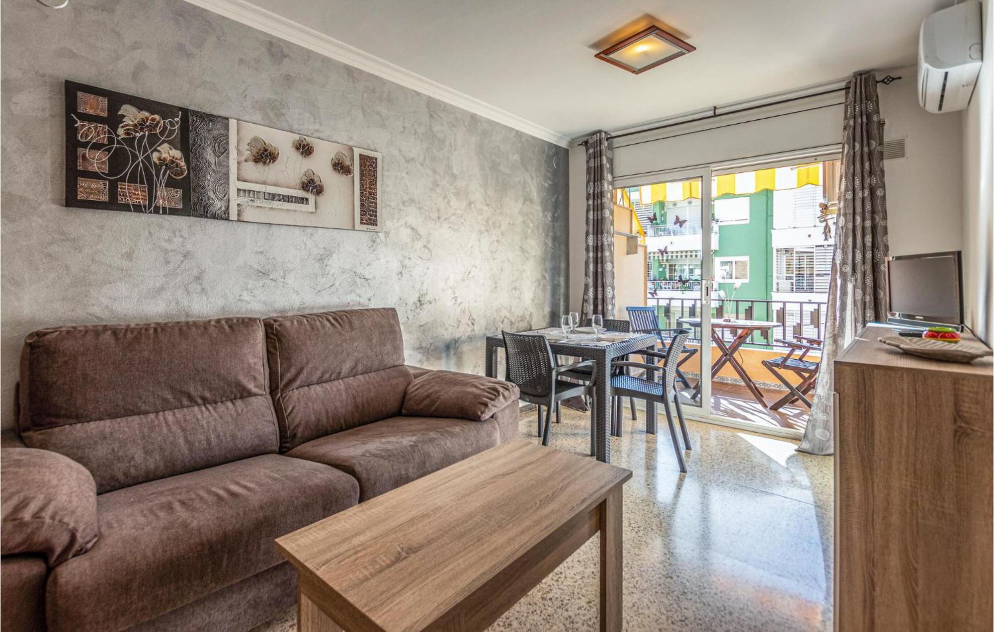 1 Bedroom Nice Apartment In Pineda De Mar Exterior photo